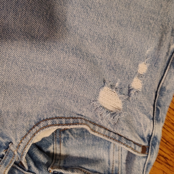 a.n.a Light Blue Flare & Wide Leg Jeans - Picture 7 of 7